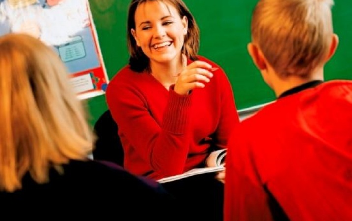 Dyrektor szkoły może zatrzymać nauczyciela po zajęciach dydaktycznych