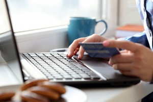 Płatności online – co możesz zyskać po ich wdrożeniu?