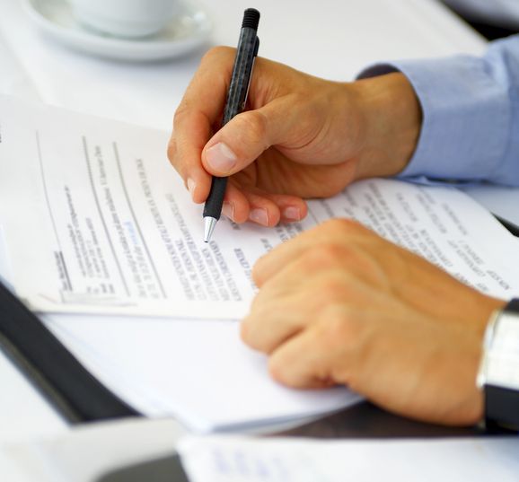 Aneks (do umowy) pomaga uniknąć zbiorczego świadectwa pracy