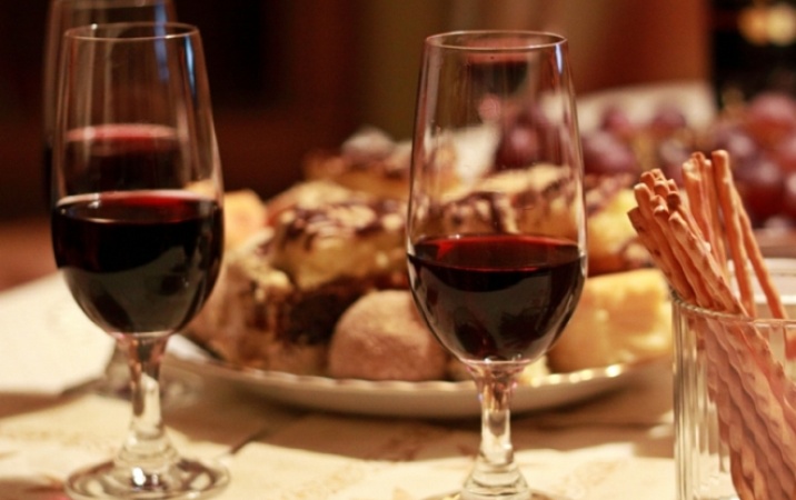 10 zasad łączenia wina z potrawami