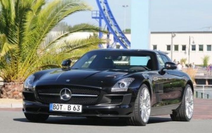 Mercedes SLS