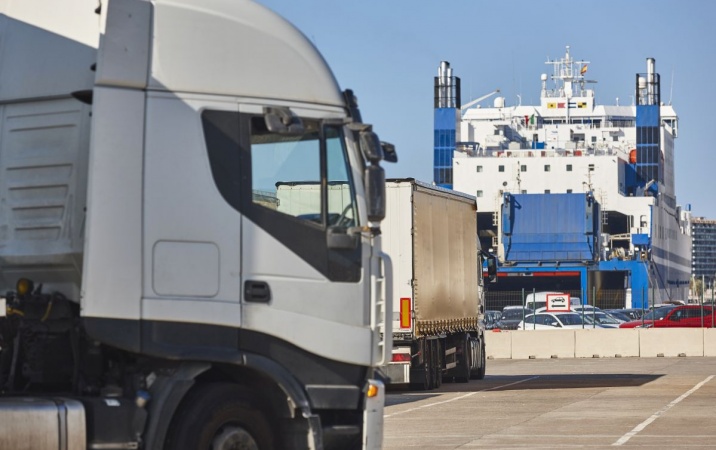 Poznaj zalety współpracy z firmą spedycyjną Important Cargo Traffic w międzynarodowym transporcie ciężarowym
