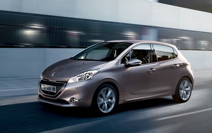 Peugeot 208