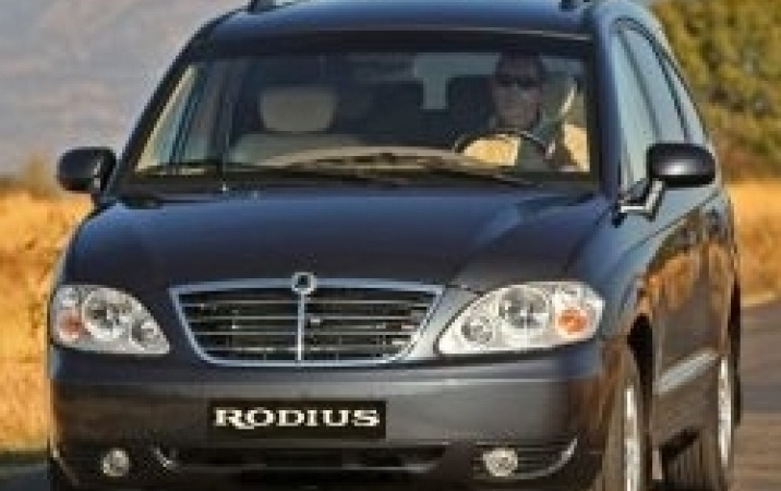 Ssangyong Rodius