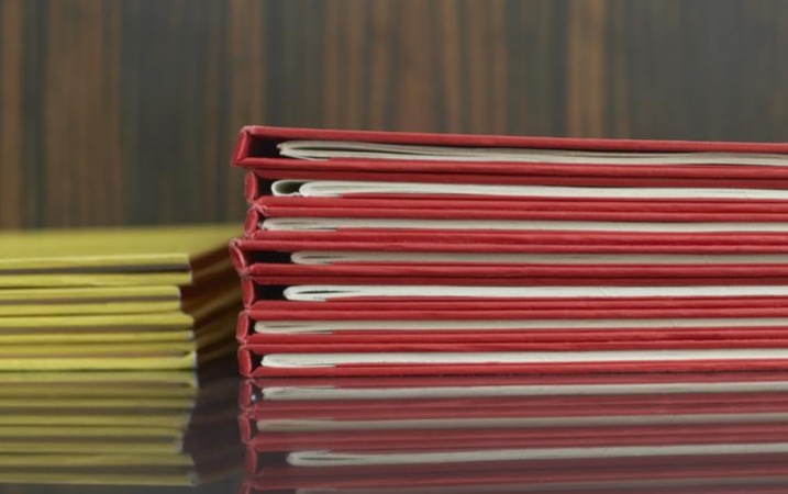 Dokumentację techniczną sprzętu elektrycznego przechowuje się 10 lat