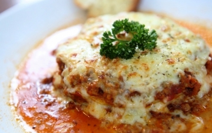 Lasagne z sosem beszamelowym