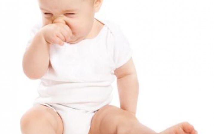 Jak można rozpoznać wrodzone zwichnięcie stawu biodrowego u dziecka