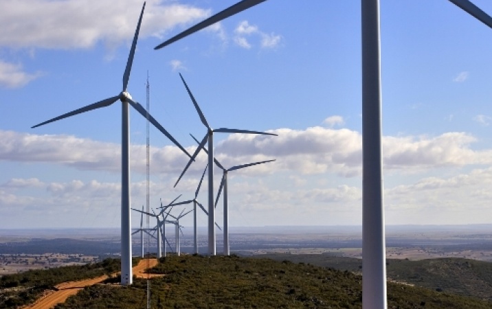 Energetyka wiatrowa: Zmienne ruchy prądu z wiatru