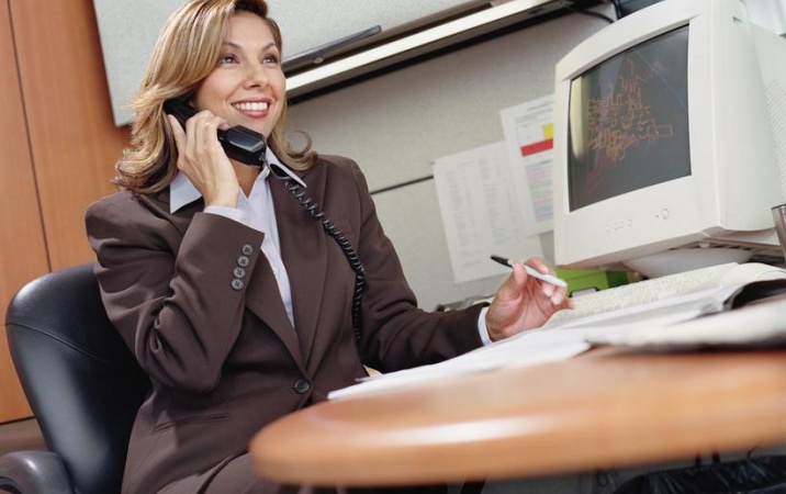 Rozmowy telefoniczne pracowników mogą podlegać kontroli pracodawcy
