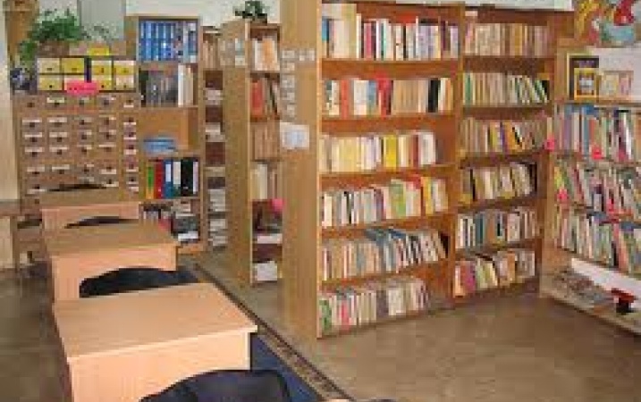 Dyrektor szkoły może hospitować bibliotekę szkolną
