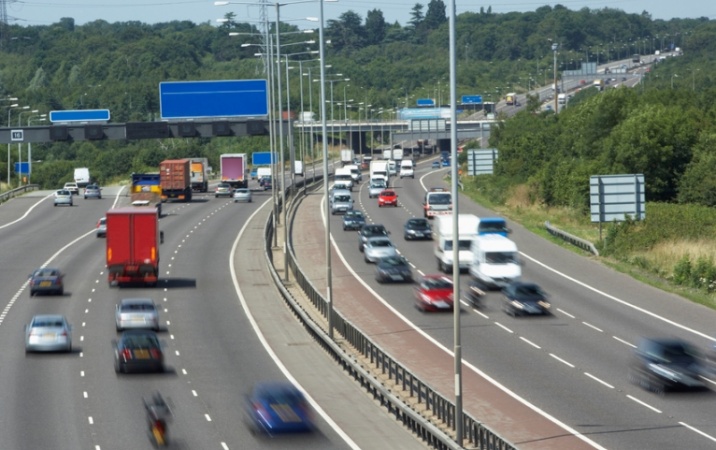 Zmiany w zezwoleniach transportowych, problemy z mostem w Toruniu, remont w Gdyni