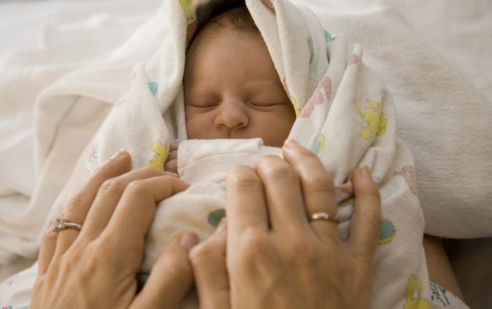 Urlop i zasiłek macierzyński – nie dla każdego zleceniobiorcy