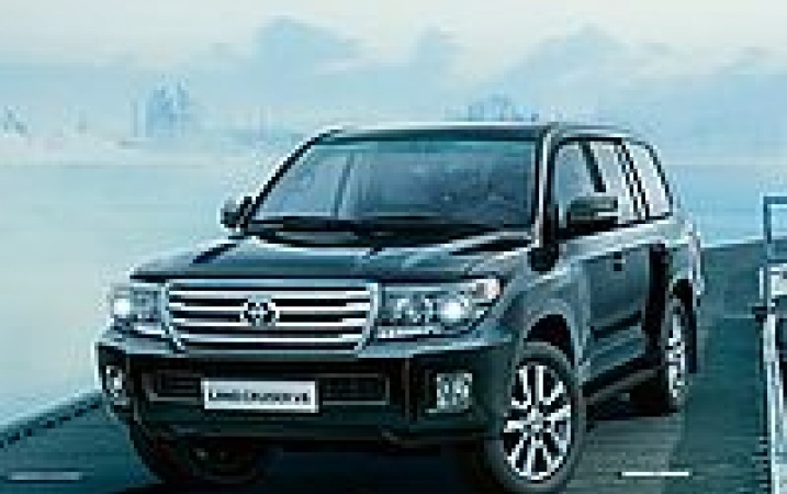 Toyota Land Cruiser V8 