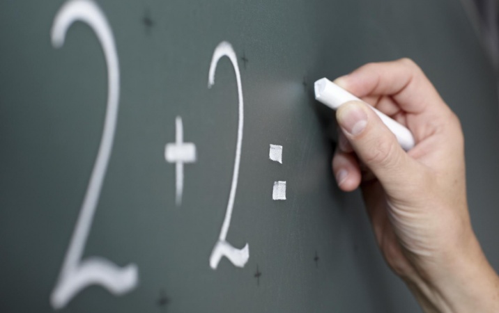 Obowiązek ubezpieczeń maturzysty – zleceniobiorcy zależy od jego dalszej edukacji