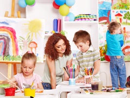 Do odbioru dziecka z przedszkola może upoważnić każdy rodzic z osobna