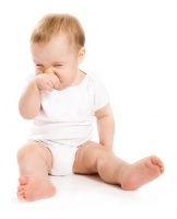 Co zrobić gdy niemowlak ma katar   