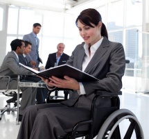 Rząd tnie dofinansowanie do wynagrodzenia niepełnosprawnych w 2014 r.