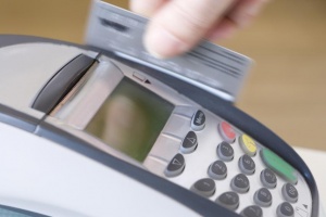 Należy dbać o bezpieczeństwo kart płatniczych