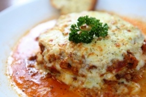 Lasagne z sosem beszamelowym