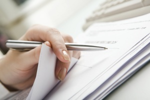 Umowa nielegalna a nieważna – rozróżnienie z punktu widzenia VAT