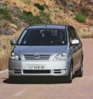 Toyota Avensis Verso