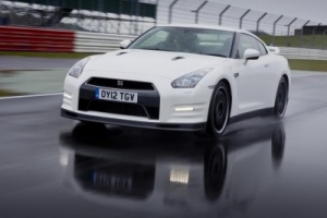 Nissan GT-R