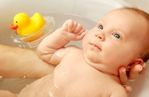 Jak przygotować się do kąpieli noworodka